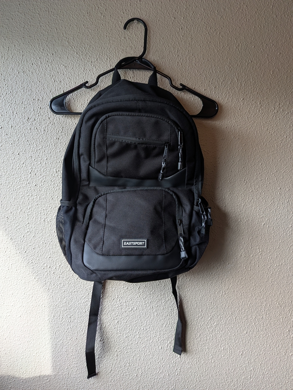 Eastsport Black Men's Everyday Backpack with Multiple Pockets